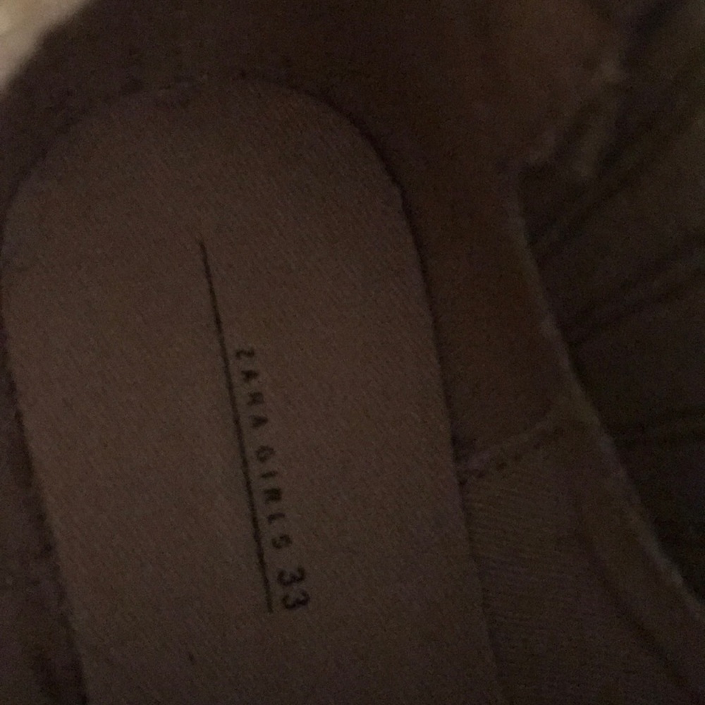 Zara - Picture 5 of 5